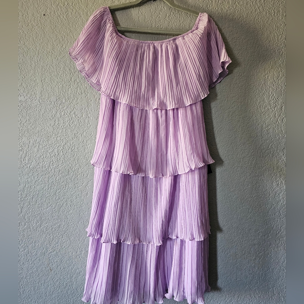 Lulu's Lilac Tiered Pleated Off-Shoulder Midi Dress Size L